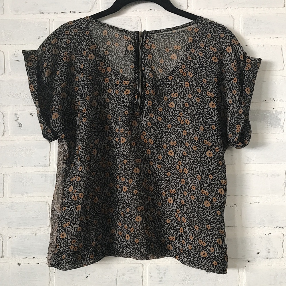 Dual Patterned Boxy Top - Picture 2 of 3